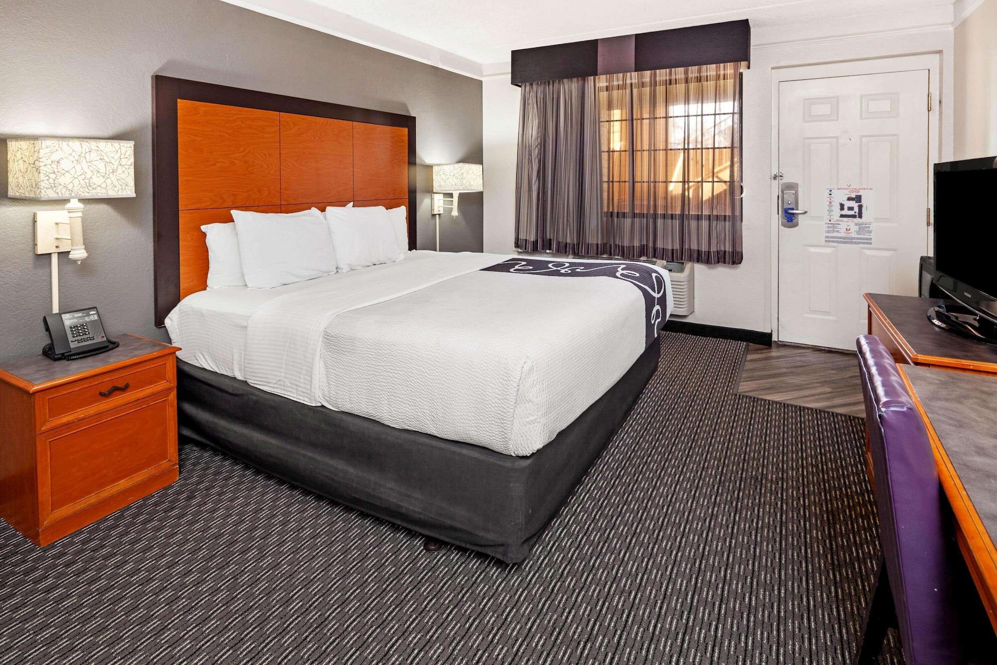 La Quinta Inn By Wyndham Вентура Экстерьер фото