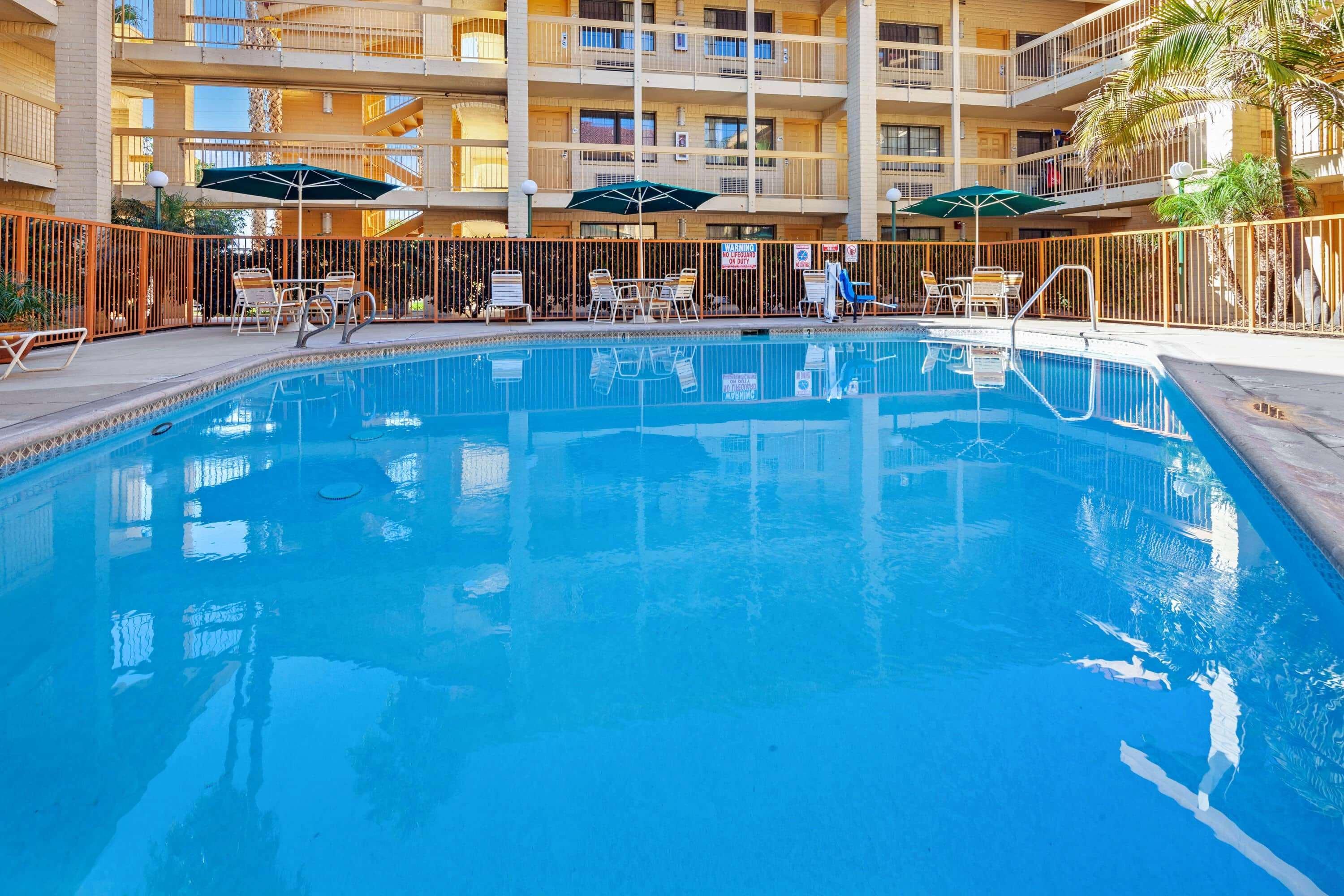 La Quinta Inn By Wyndham Вентура Экстерьер фото